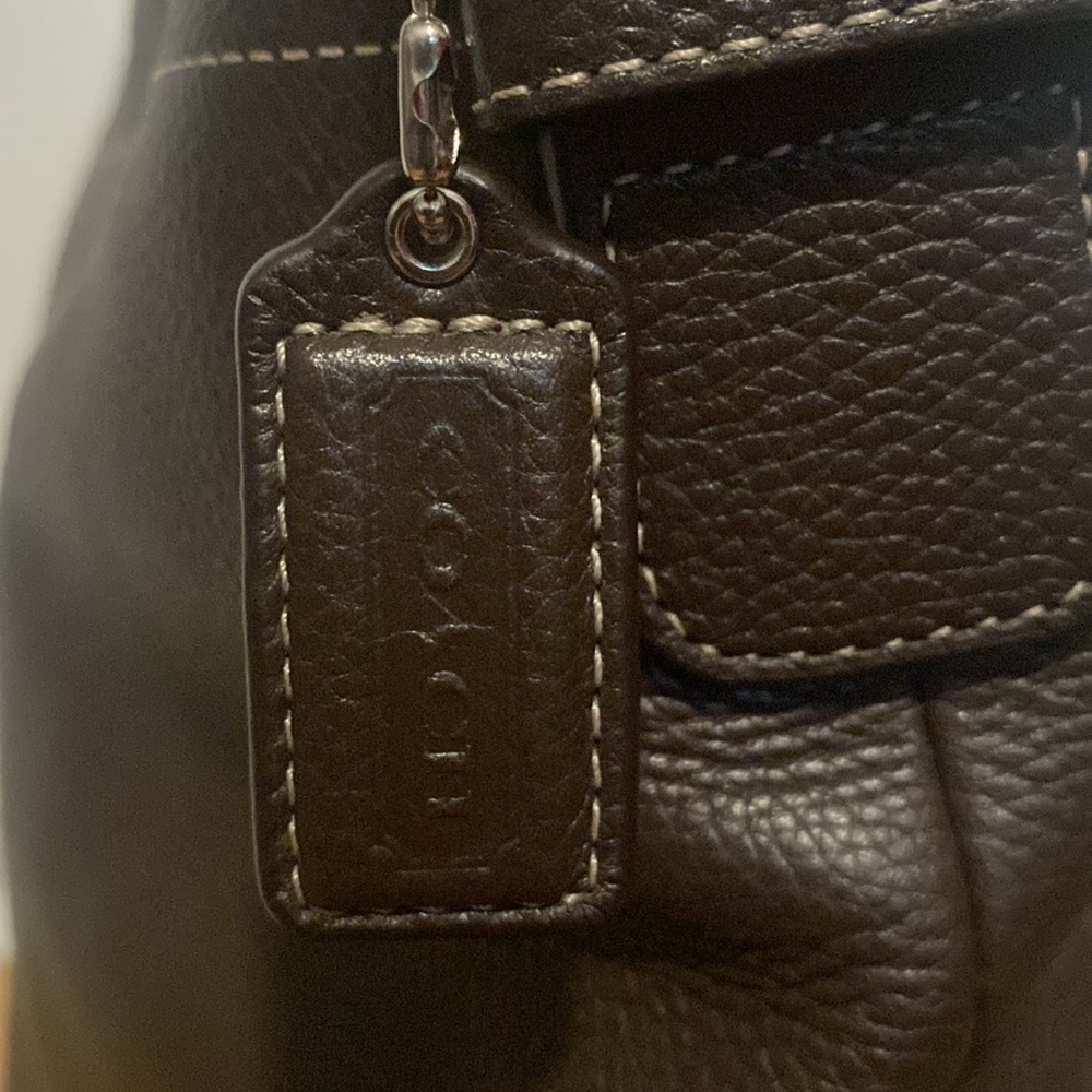 COACH🤎Chocolate Brown🤎Pebble Leather Duffle Shoulder/Crossbody Bag/Like New - Picture 6 of 11